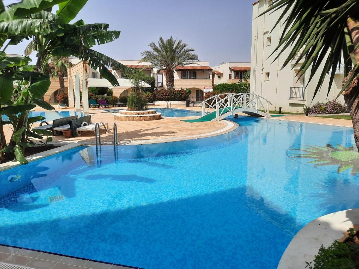 Sunrise Beach Suite B7 Gastria Exteriör bild